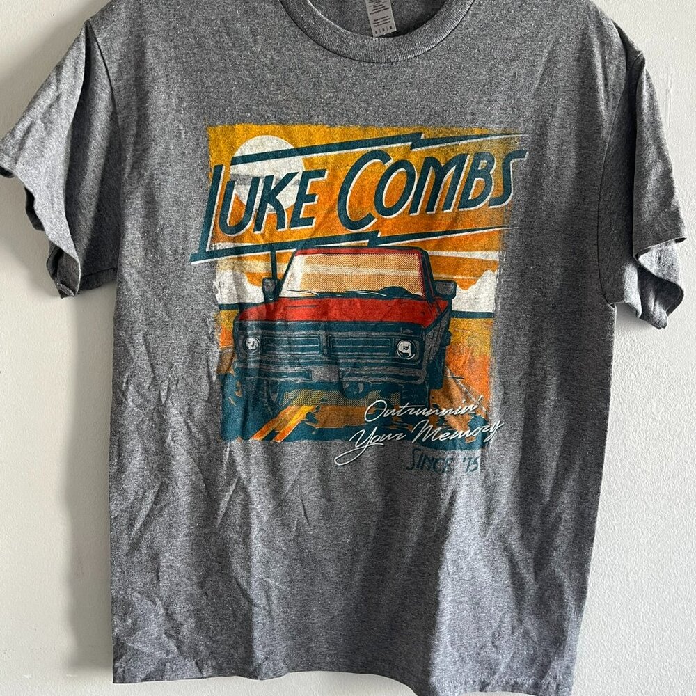 Luke Combs Outrunnin' Your Memory Tour Tshirt